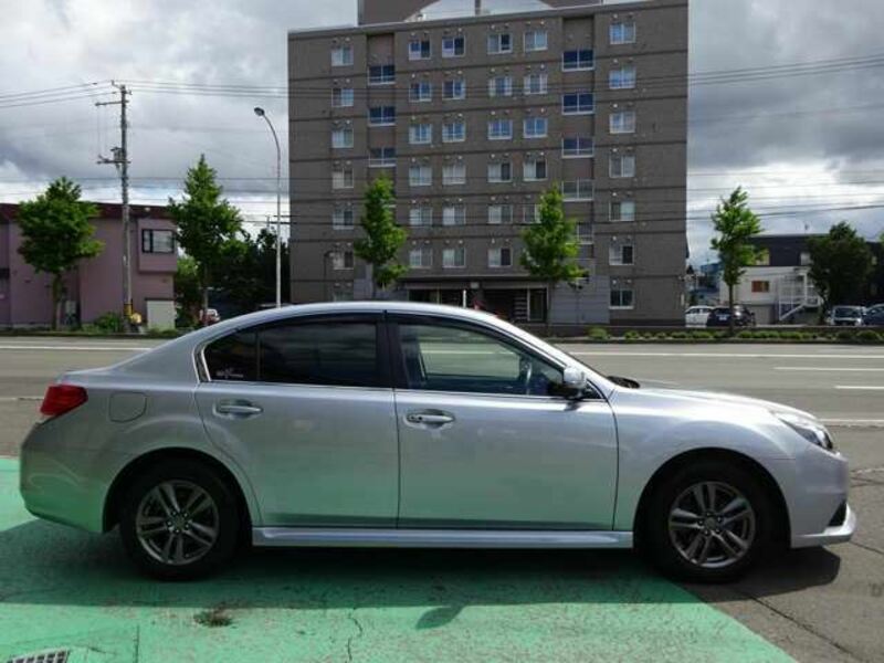 LEGACY B4