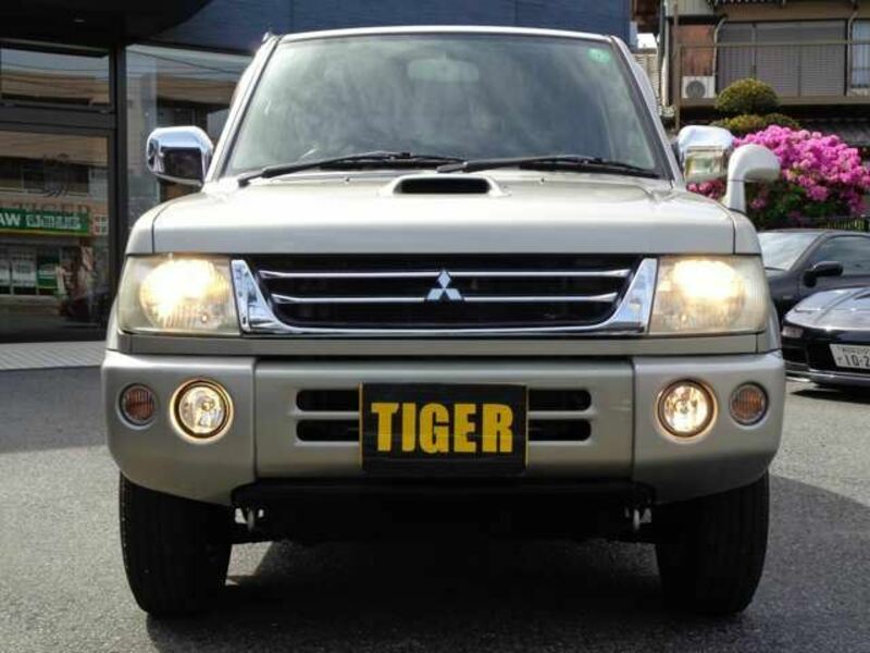PAJERO MINI