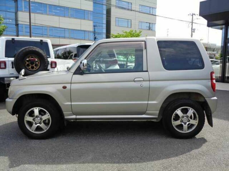 PAJERO MINI