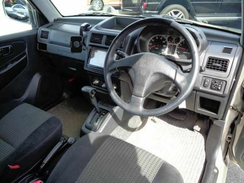 PAJERO MINI