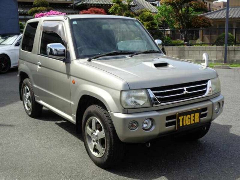 PAJERO MINI