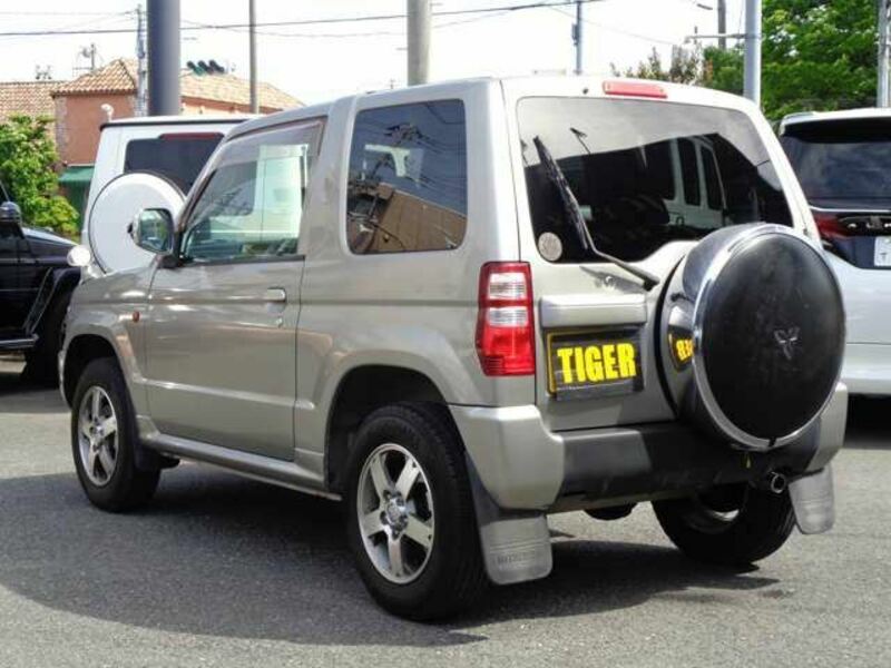 PAJERO MINI
