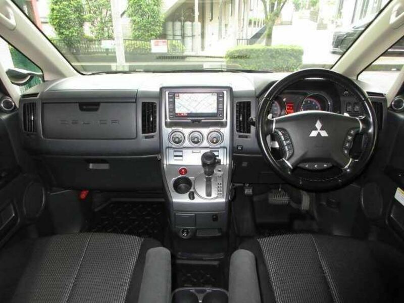DELICA D5