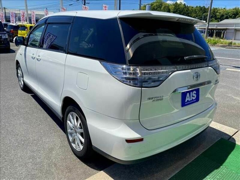 ESTIMA HYBRID