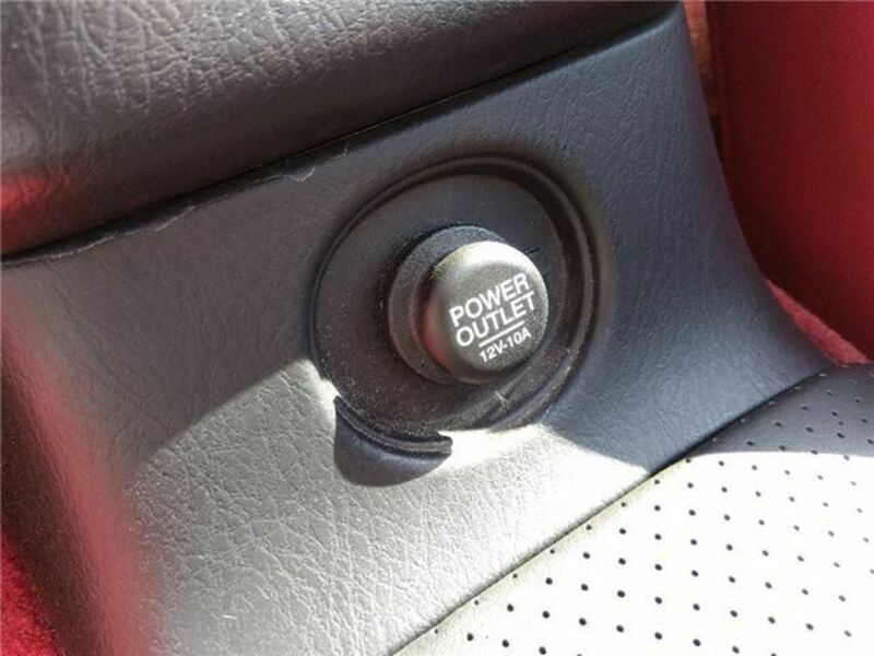 S2000