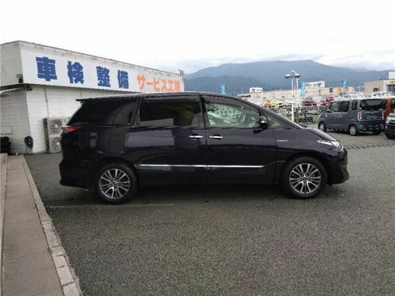 ESTIMA HYBRID