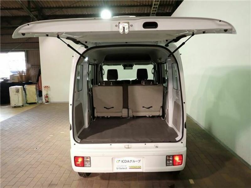 CLIPPER VAN