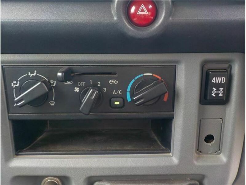 CLIPPER TRUCK