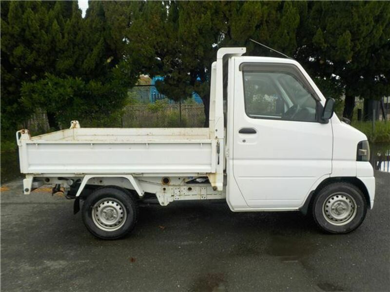 CLIPPER TRUCK