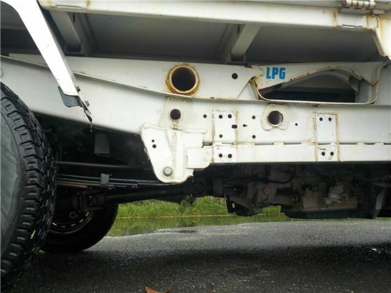 CLIPPER TRUCK