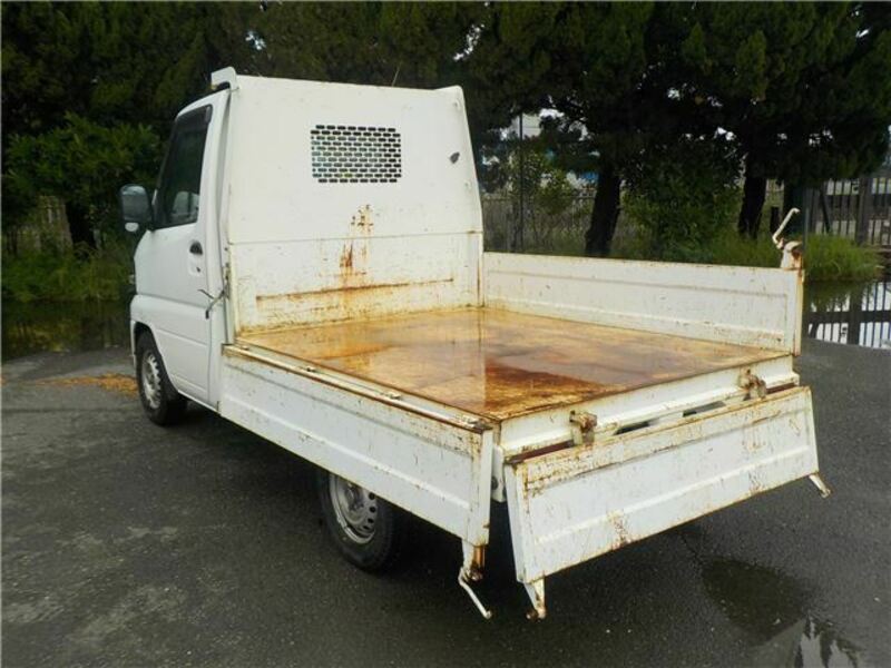 CLIPPER TRUCK