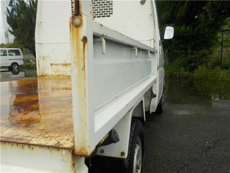 CLIPPER TRUCK