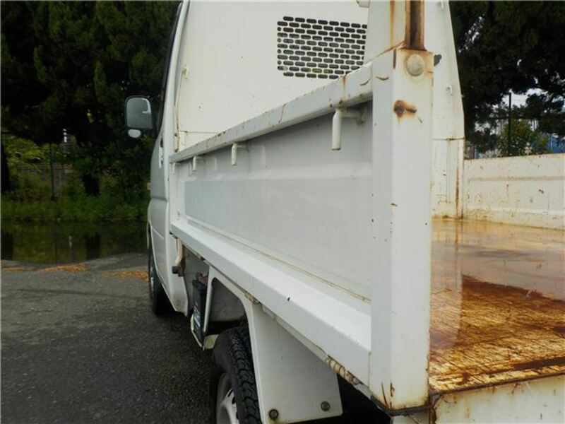 CLIPPER TRUCK