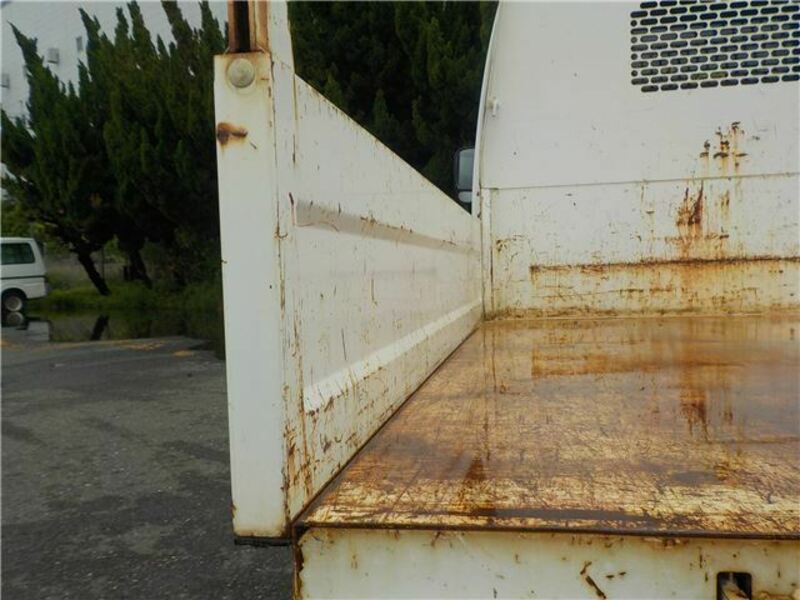 CLIPPER TRUCK