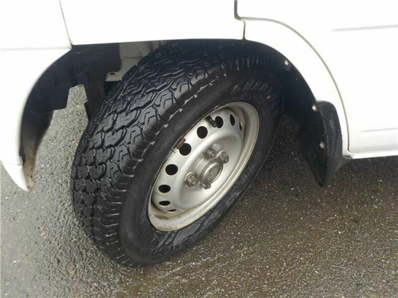 CLIPPER TRUCK