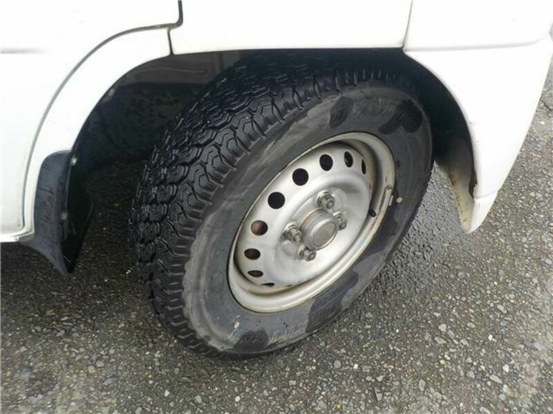 CLIPPER TRUCK