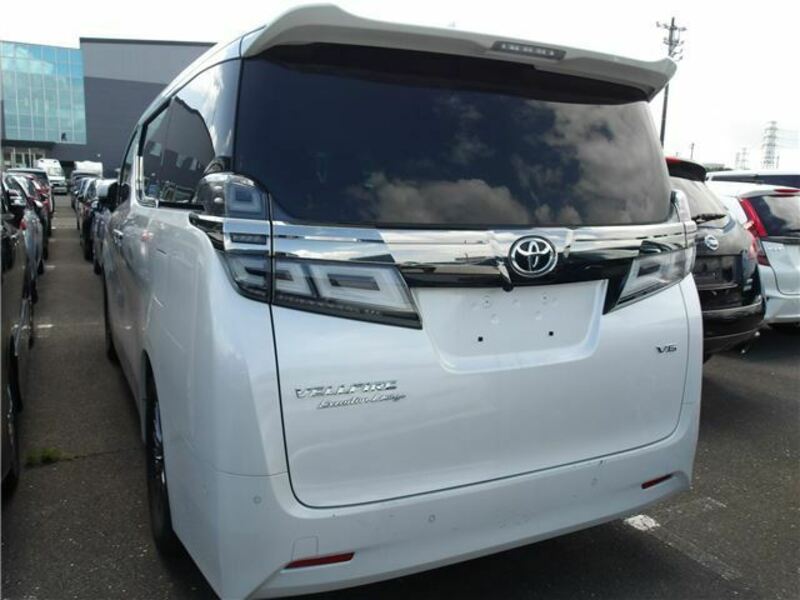 VELLFIRE