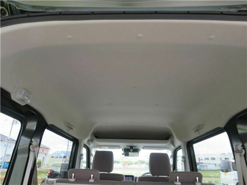 CLIPPER VAN