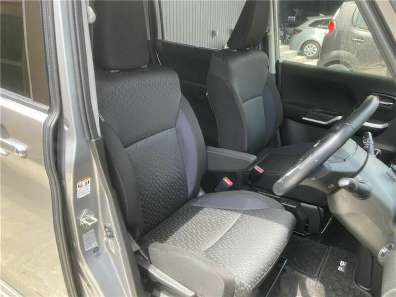 DELICA D2