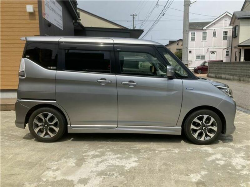 DELICA D2