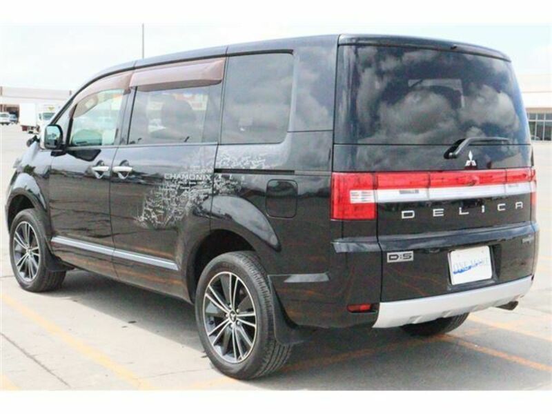 DELICA D5