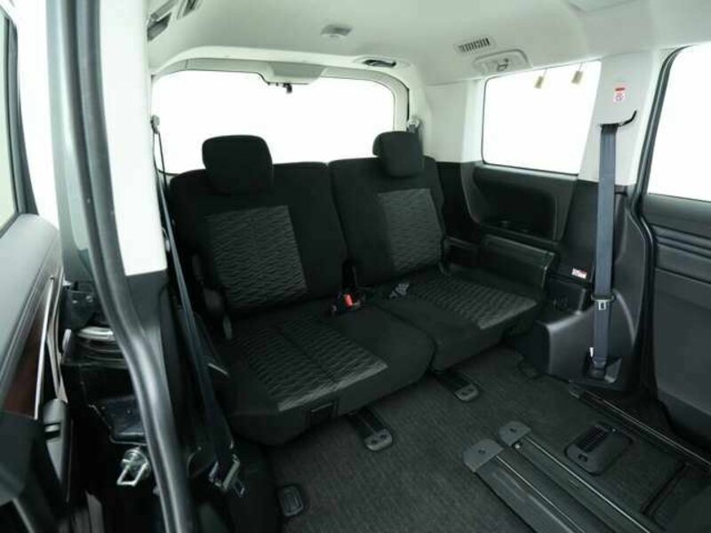 DELICA D5