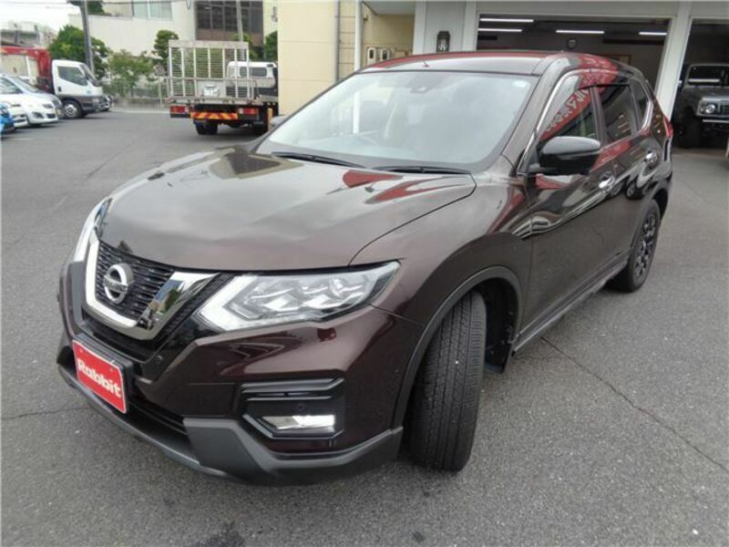 X-TRAIL