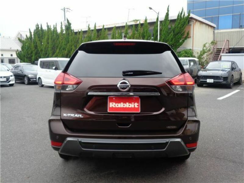 X-TRAIL
