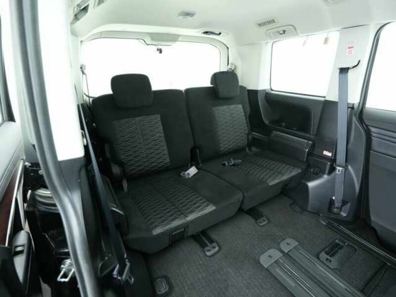 DELICA D5