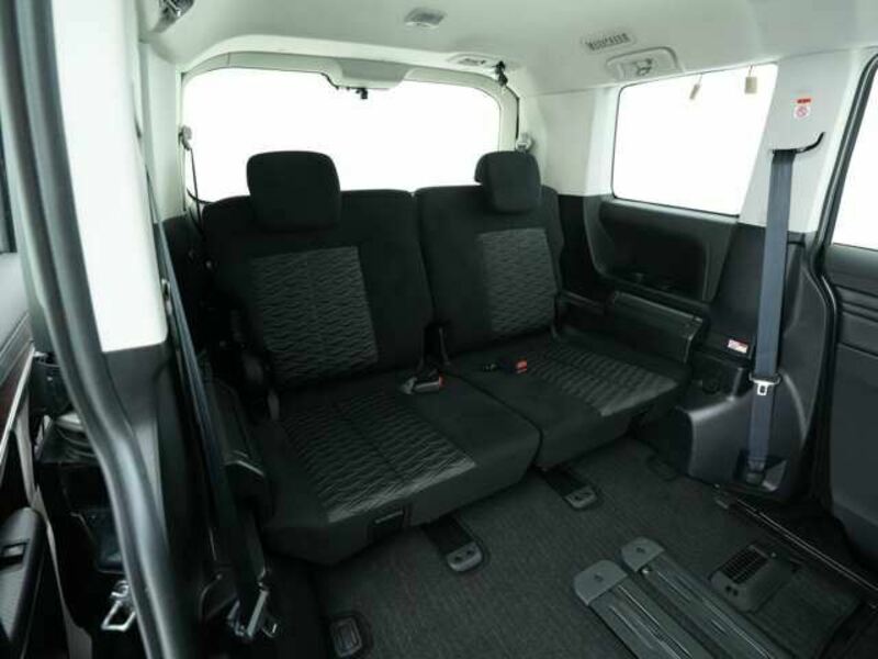 DELICA D5