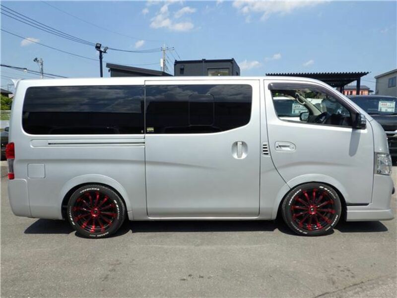 NV350 CARAVAN