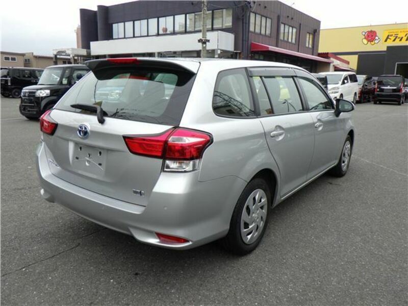 COROLLA FIELDER