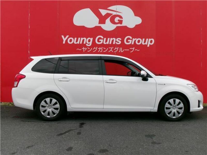 COROLLA FIELDER