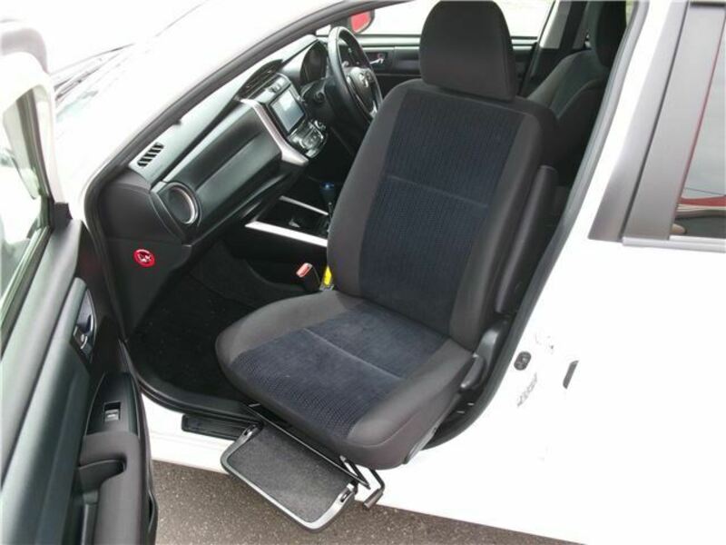 COROLLA FIELDER