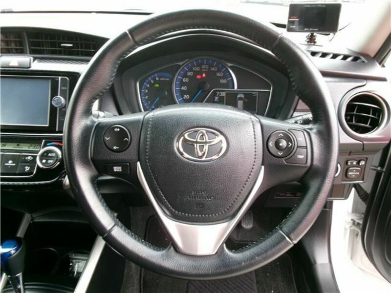 COROLLA FIELDER