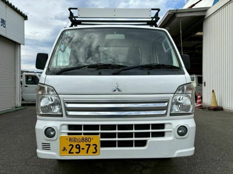 MINICAB TRUCK