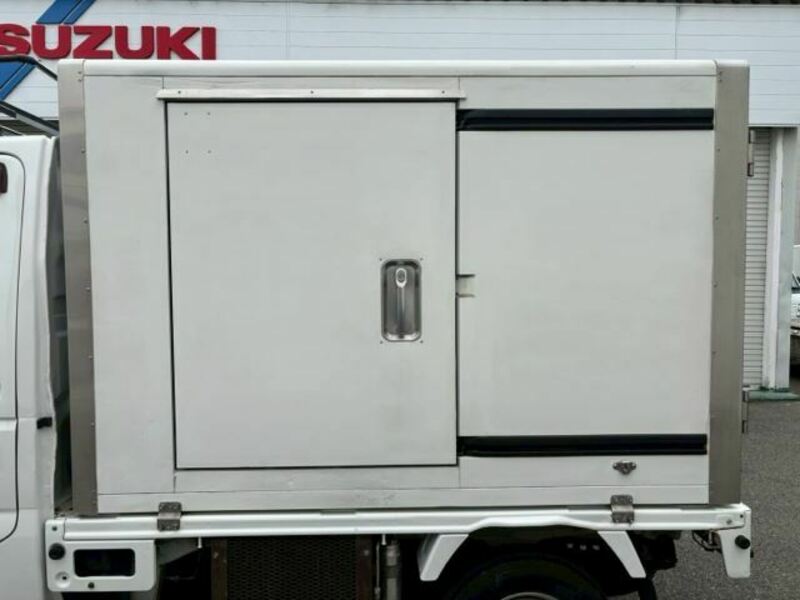 MINICAB TRUCK
