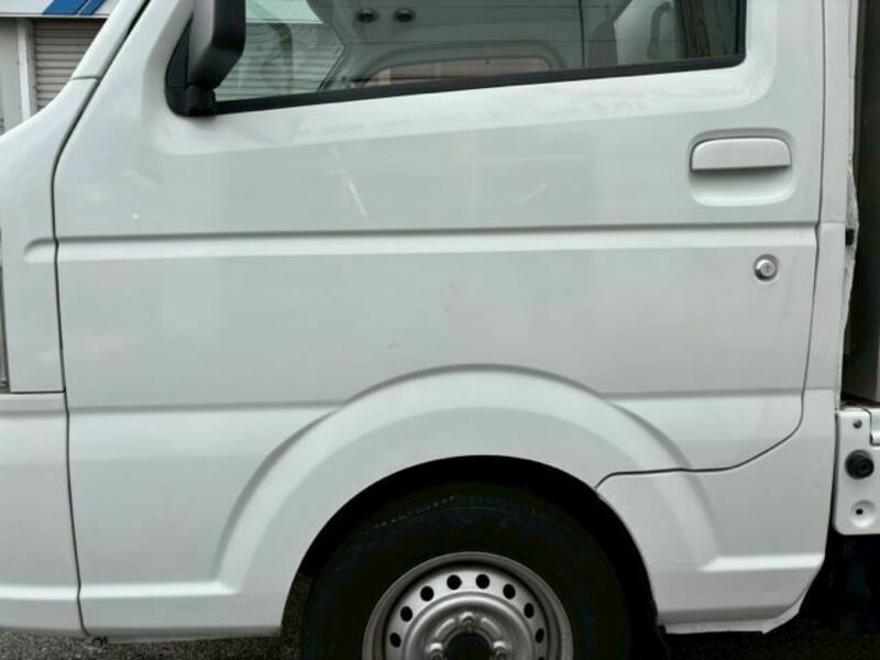 MINICAB TRUCK