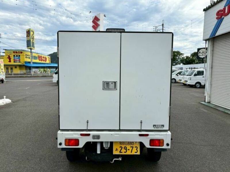 MINICAB TRUCK