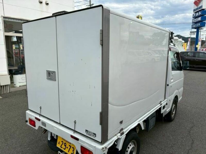 MINICAB TRUCK