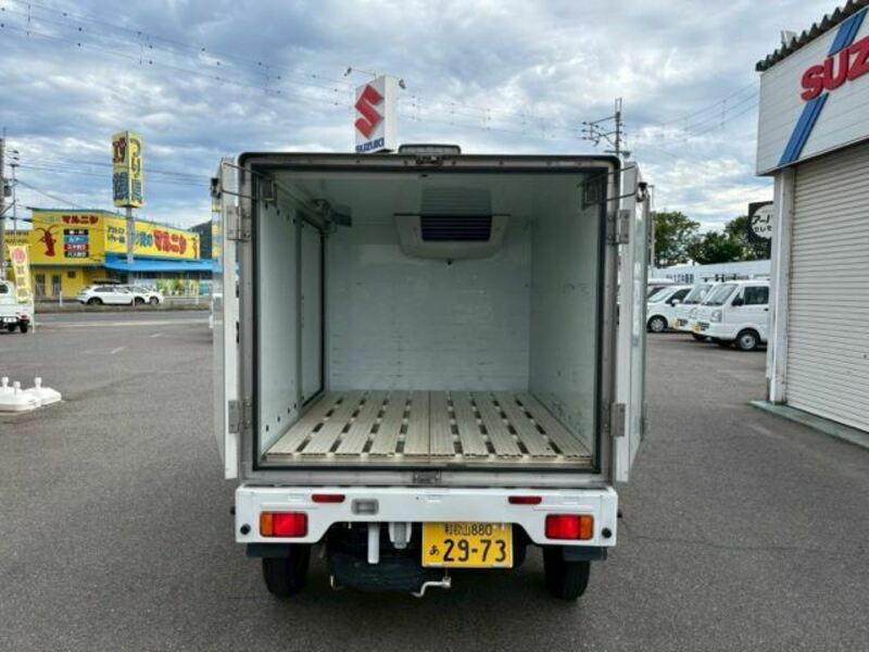 MINICAB TRUCK