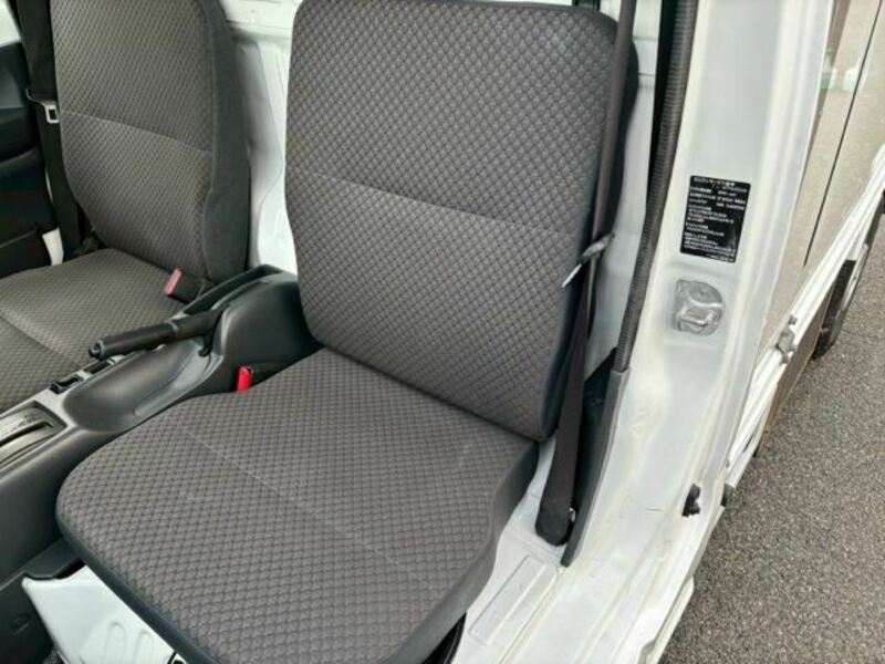 MINICAB TRUCK