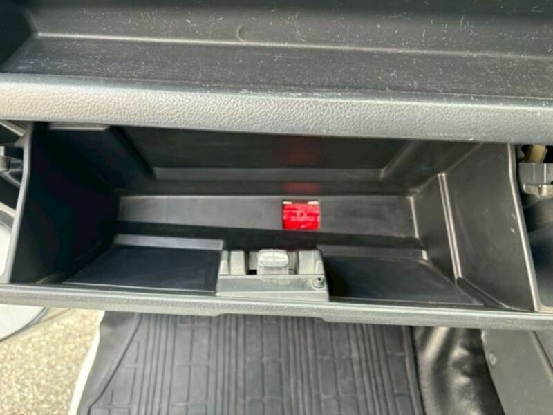 MINICAB TRUCK