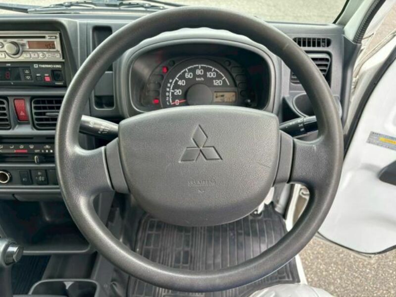 MINICAB TRUCK