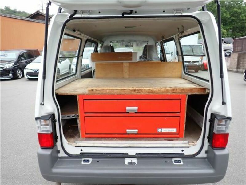 BONGO VAN
