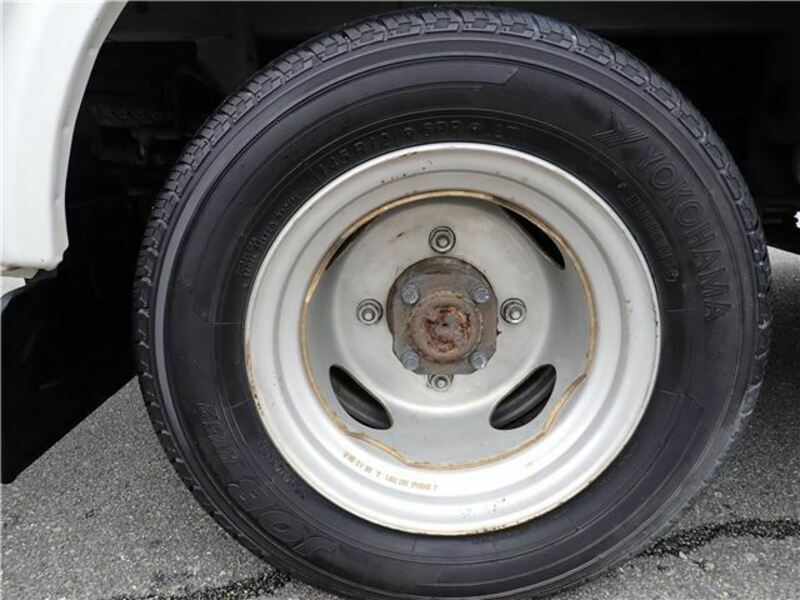 BONGO VAN