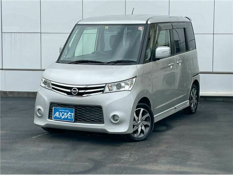 NISSAN ROOX