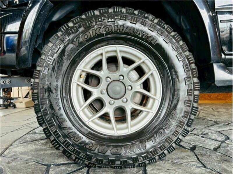 HILUX SURF
