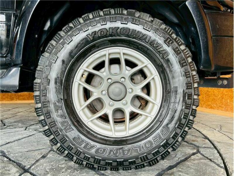 HILUX SURF
