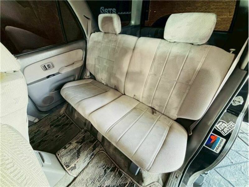 HILUX SURF